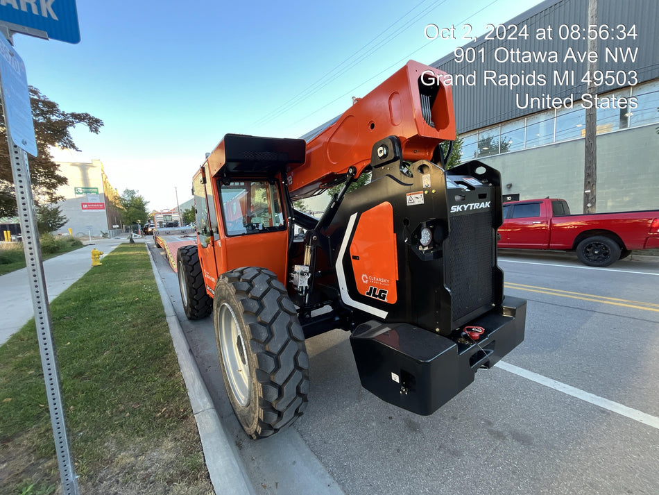 2024 SKYTRAK 8042