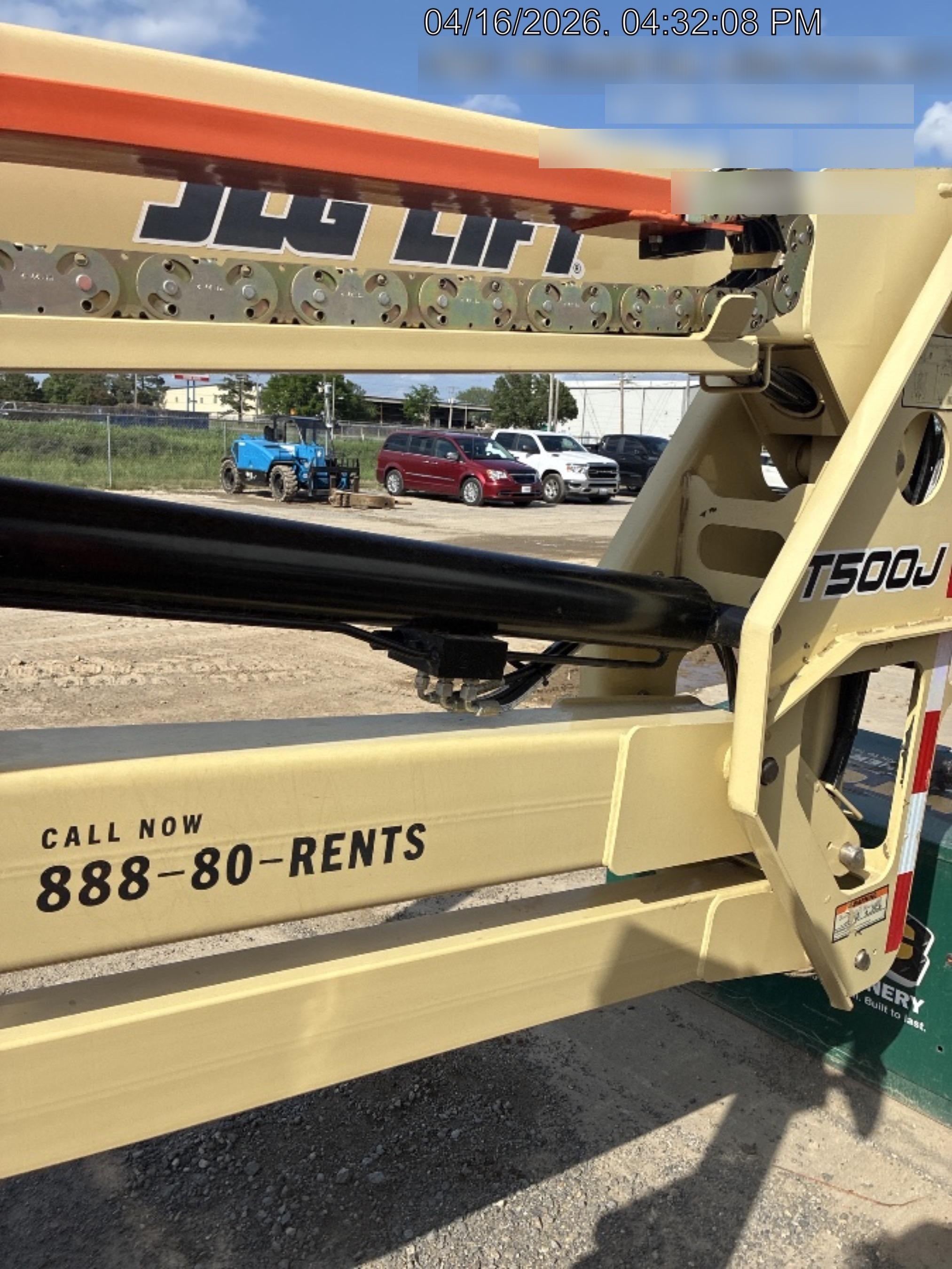 2023 JLG T500J