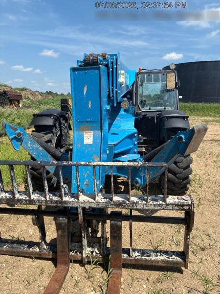 2018 Genie GTH-1056 Genie GTH-1056 w/Enclosed Cab w/HVAC, Work Lights, Solid Tires, Beacon, 60" Carriage and Forks