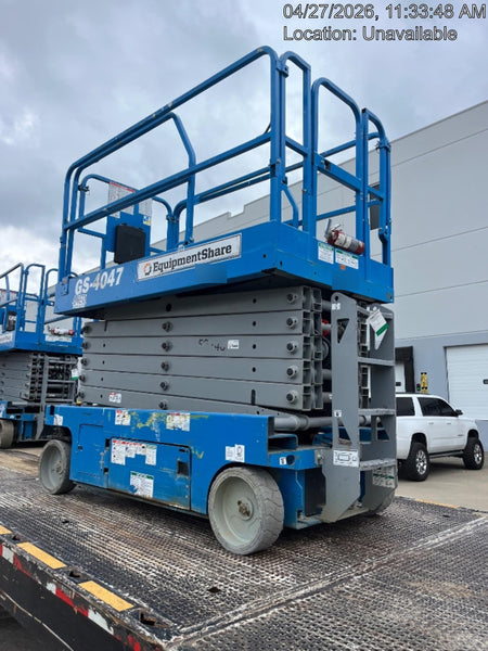 2019 Genie GS-4047 Folding rails with half height swing gate