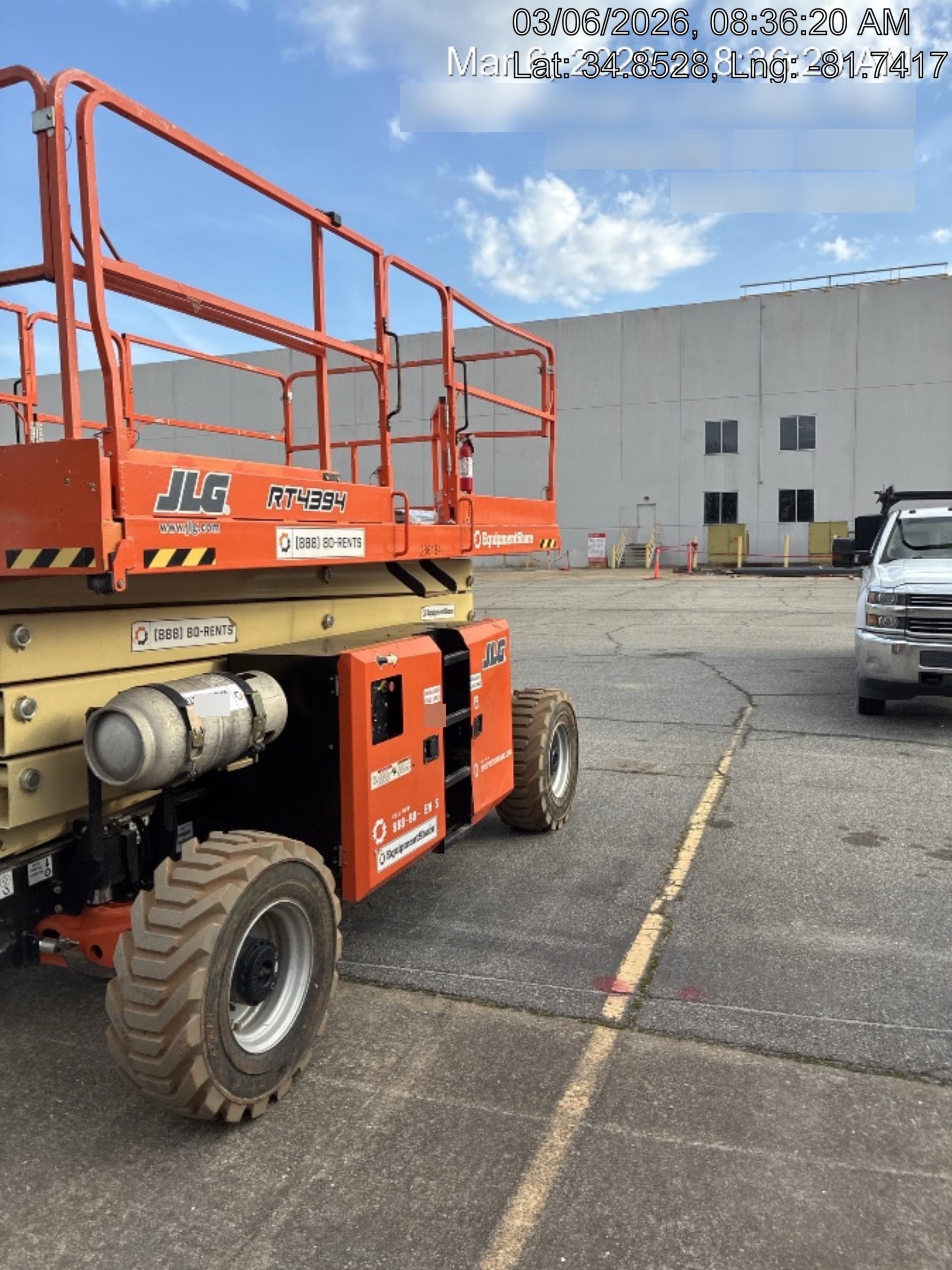 2022 JLG RT4394