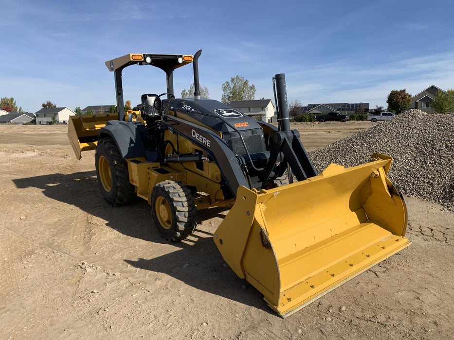 2017 JOHN DEERE 210LEP