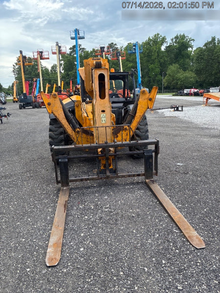 2019 JCB 510-56 Canopy, 74 HP, Solid Tires, STD Worklight, Beacon, Aux Hydraulics, Lifting Eye, Back up Alarm w/66" Carriage/60" Forks