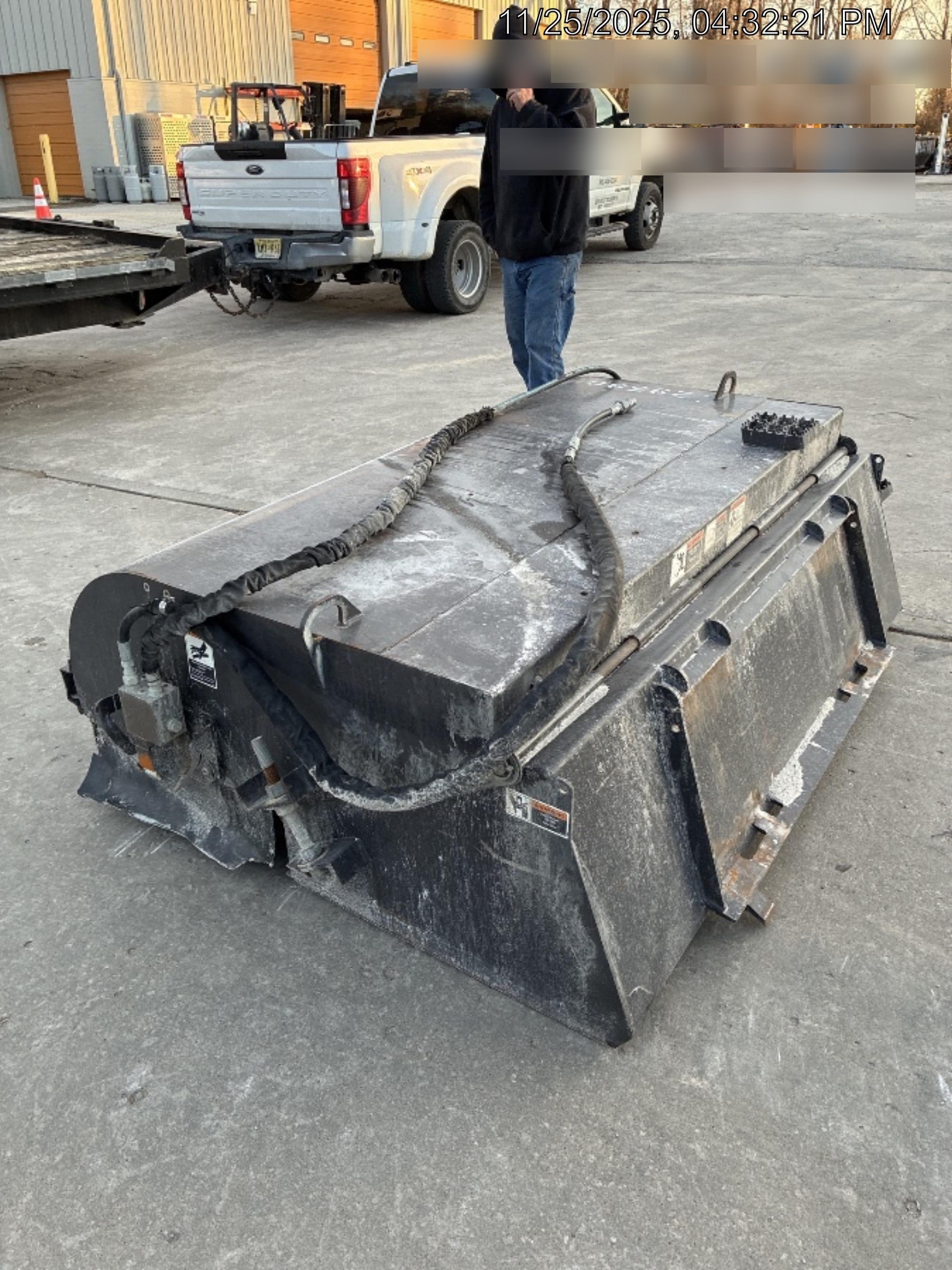 2019 PALADIN Sweepster SB72