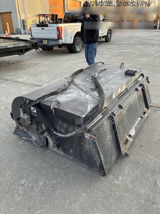 2019 PALADIN Sweepster SB72