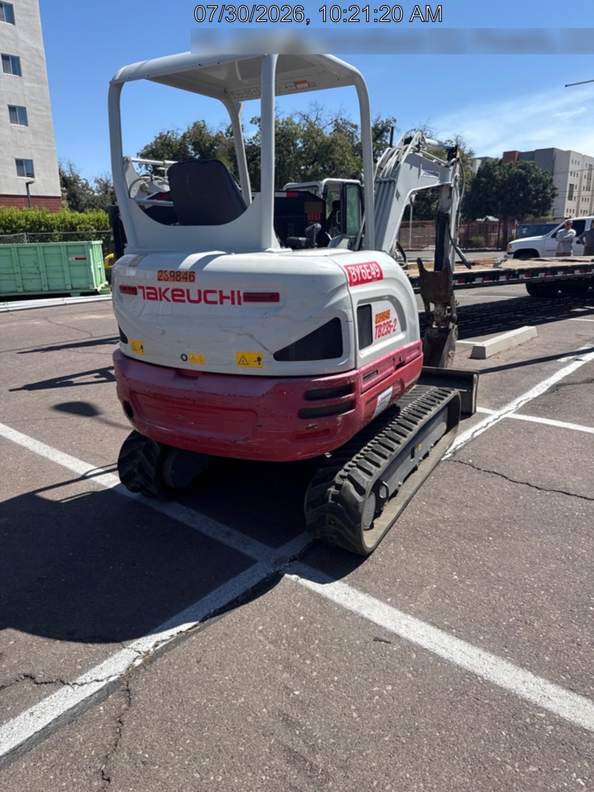 2022 TAKEUCHI TB235-2R