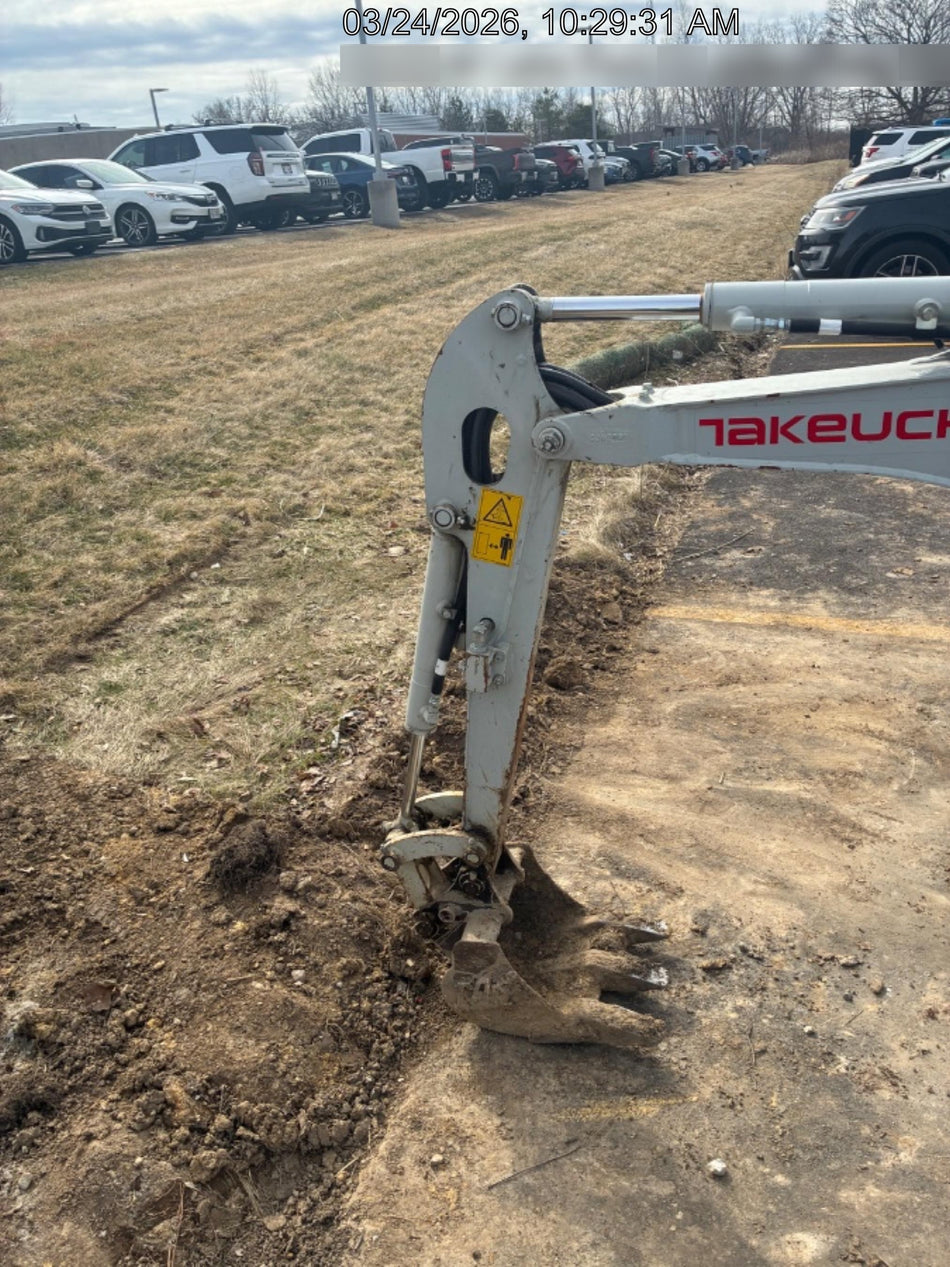 2022 TAKEUCHI TB210R