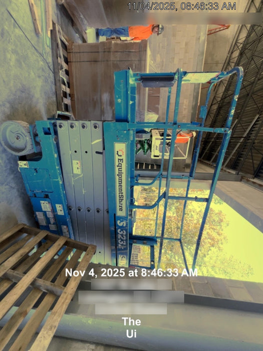 2017 Genie GS-3232 32' Narrow Scissor Lift