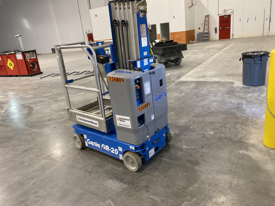 2021 GENIE GR-20