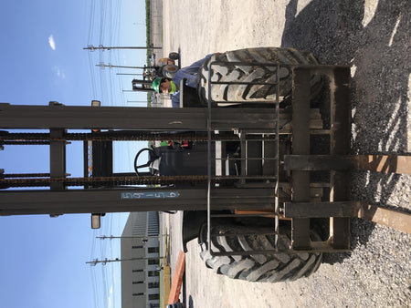 2018 CASE 588H