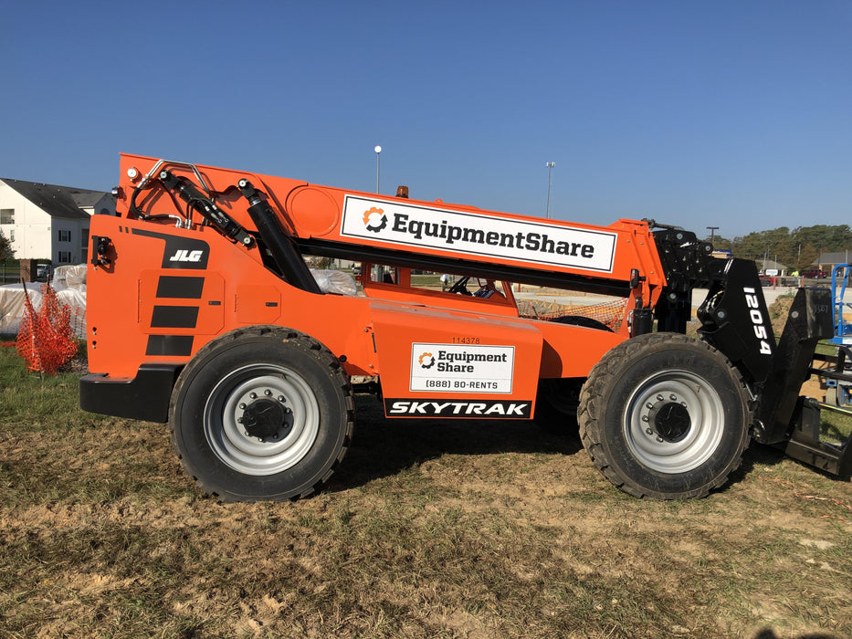 2020 Skytrak 12054 74Hp, Canopy, FF Tires, Work Lights, Beacon, Aux Hydraulics, Back up Alarm, Lifting Eye, ES Decals