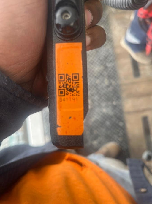 2023 MOTOROLA R7 DISPLAY