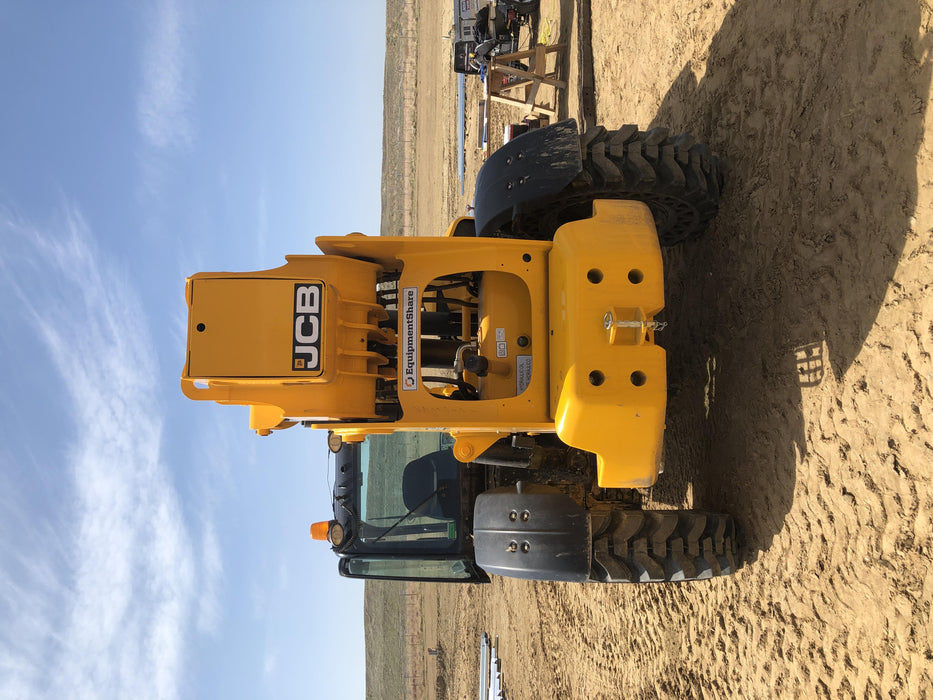2019 JCB 512-56 Enclosed Cab, 109 HP, Solid Tires, Worklights, Beacon, Aux Hydraulics, Lifting Eye w/66" Carriage/60" Forks