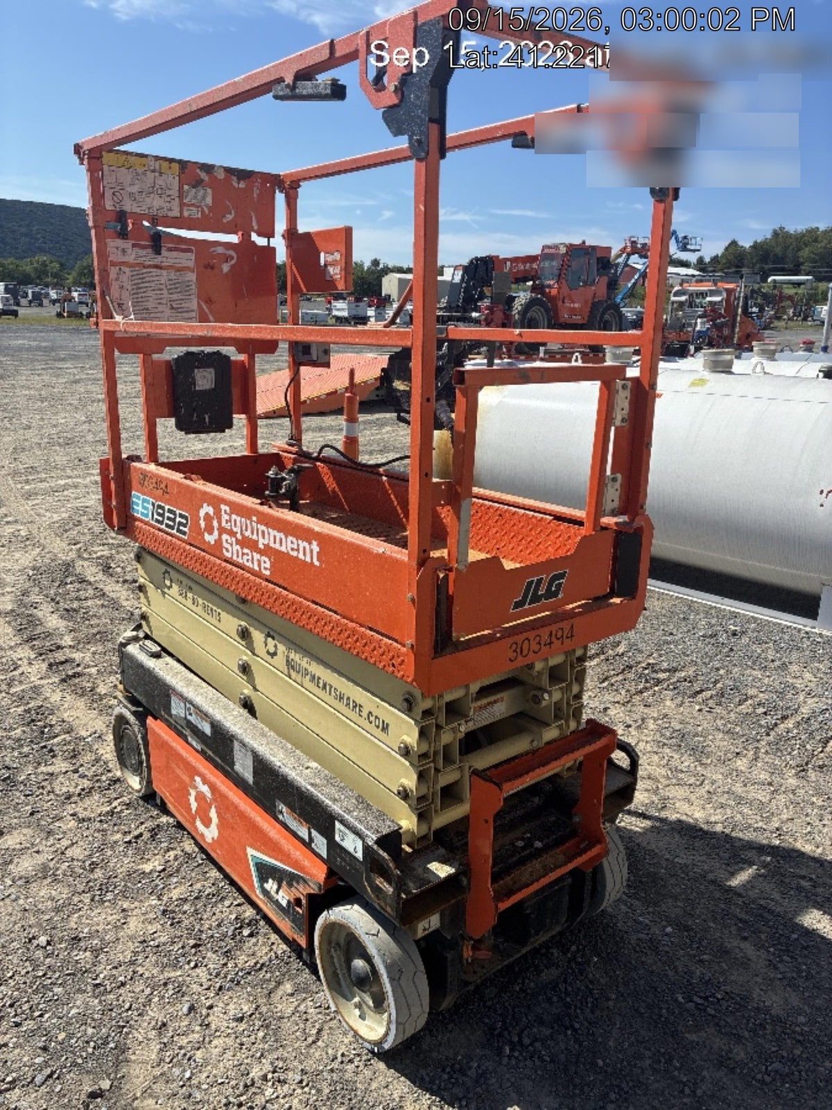 2023 JLG ES1932
