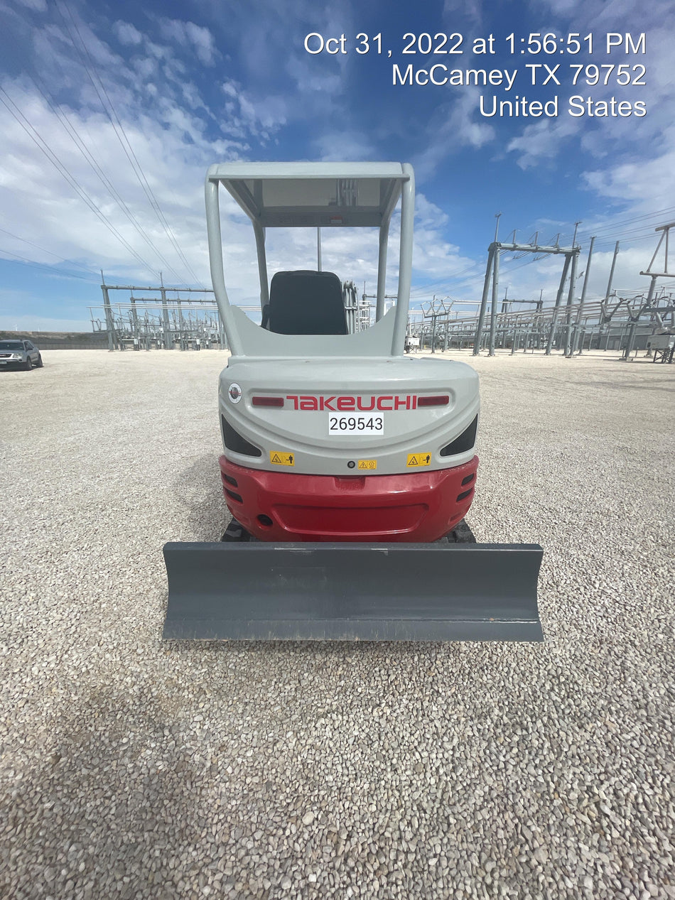 2022 TAKEUCHI TB235-2R