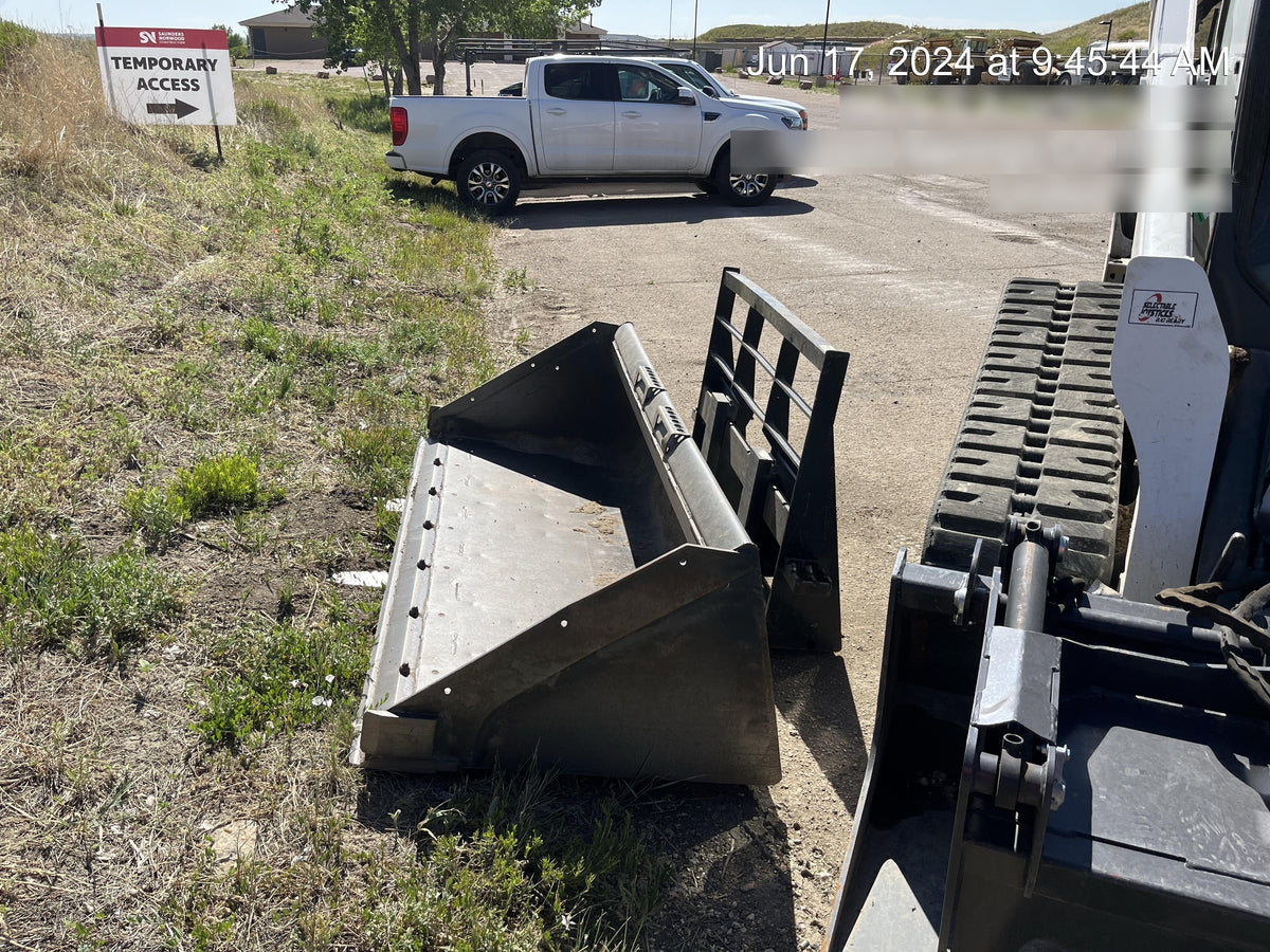 2021 ARROW MATERIAL HANDLING 60" Pallet Forks