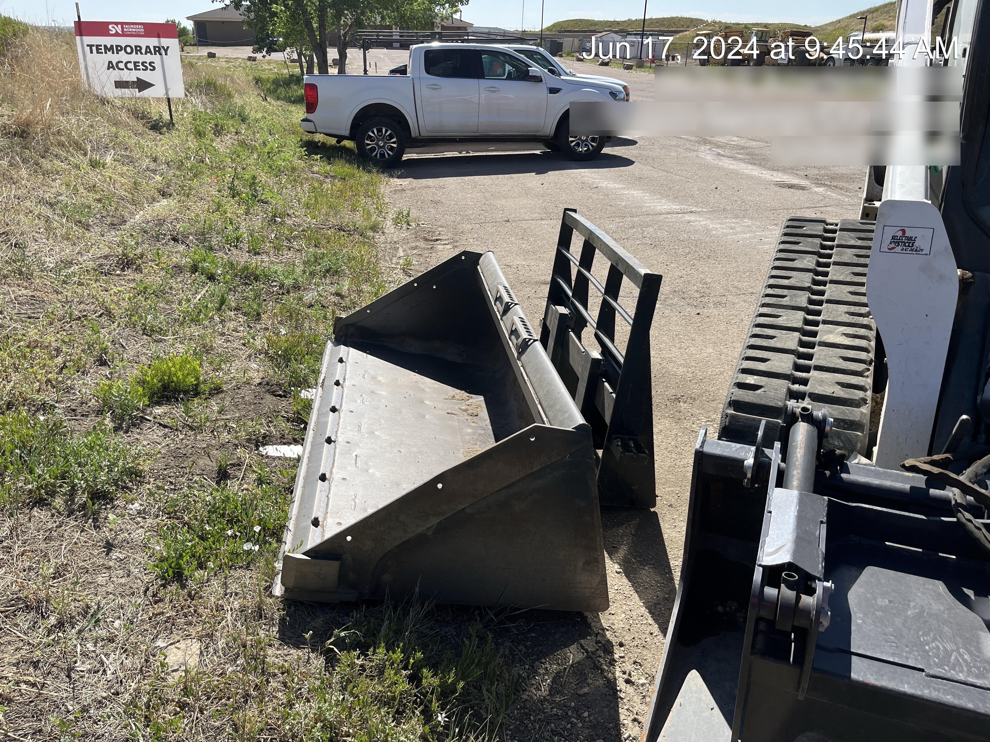 2021 ARROW MATERIAL HANDLING 60" Pallet Forks