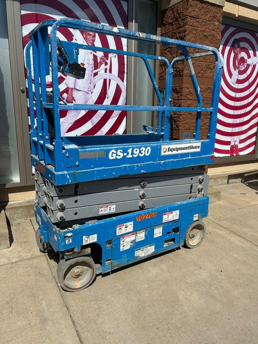 2020 Genie GS-1930 Fixed rails with chain entry gate - Pre A92.20