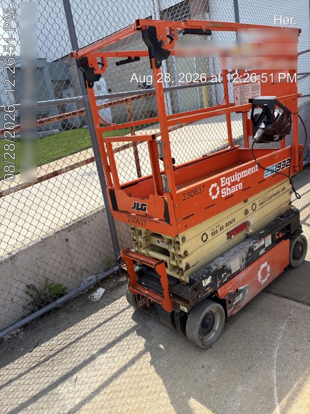 2022 JLG ES1932