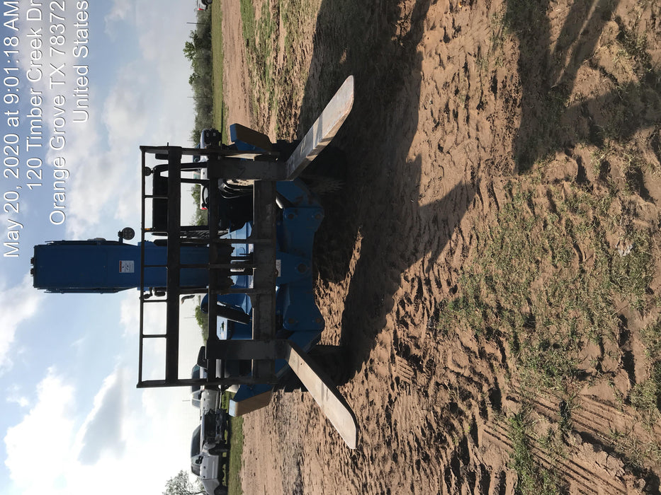 2018 Genie GTH-1056 Genie GTH-1056 w/ROPS, Work Lights, Solid Tires, RH Cab Mesh, Beacon, 60" Carriage and Forks