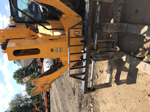 2019 JCB 512-56 Enclosed Cab, 74 HP, Solid Tires, Worklights, Beacon, Aux Hydraulics, Lifting Eye 60" Carriage/60" Forks