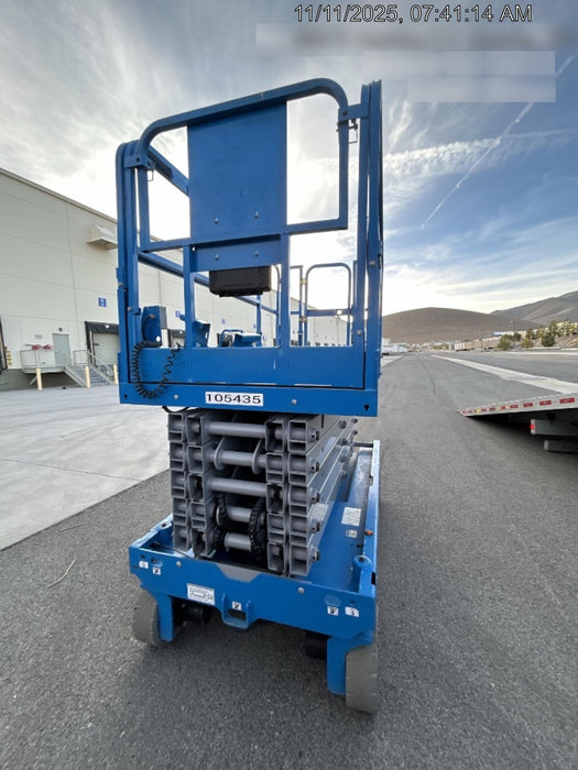 2020 Genie GS-4047 Standard, Folding full height swing gate, 800W Inverter