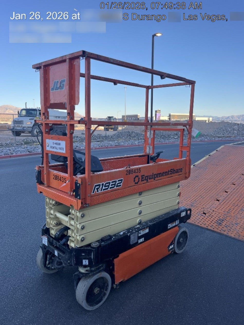 2022 JLG R1932