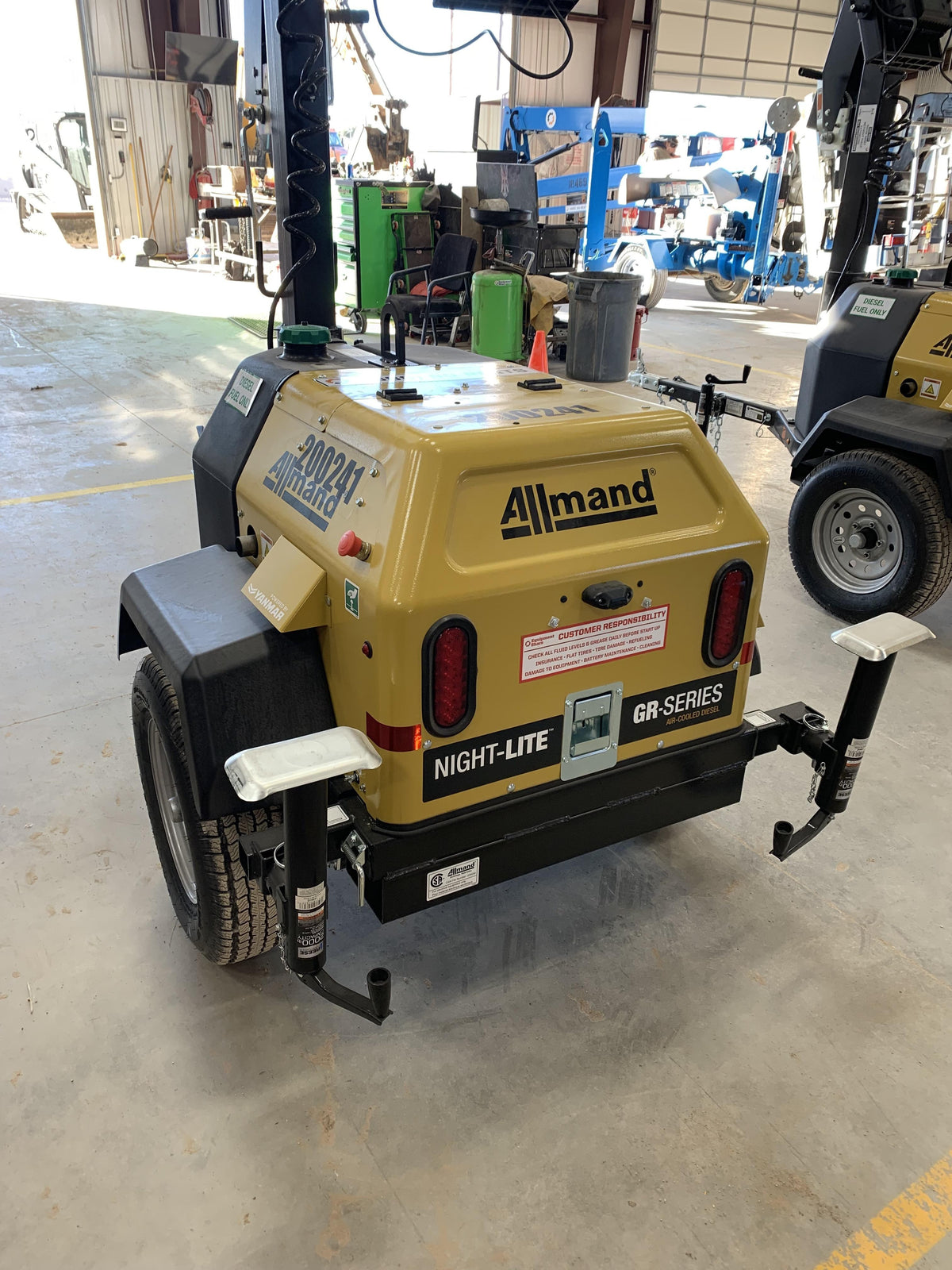2022 ALLMAND NLV3GR
