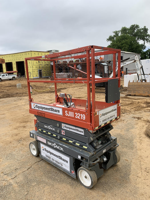 2019 Skyjack SJIII-3219 Standard Options, Trojan Batteries