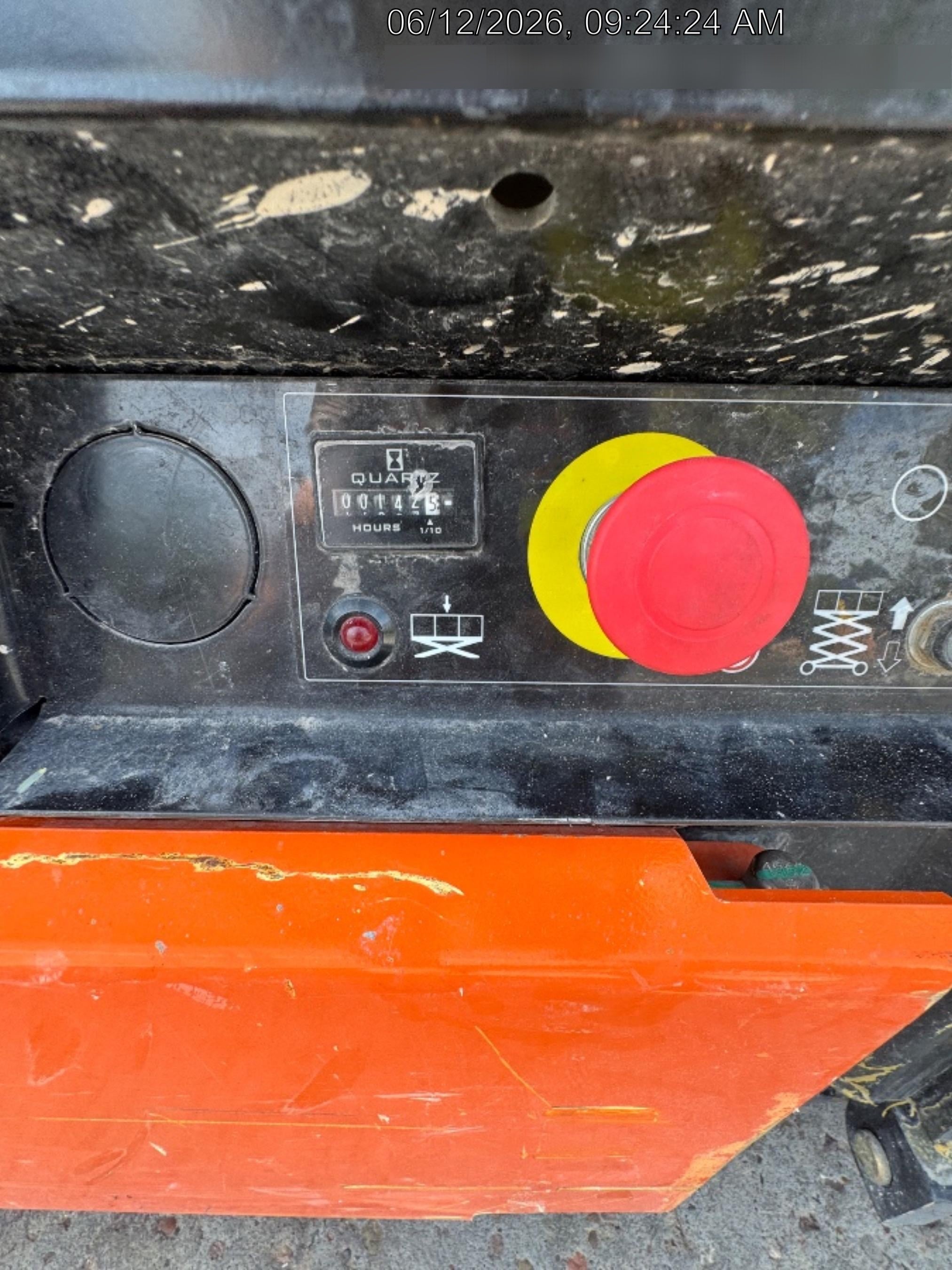 2022 JLG ES2632