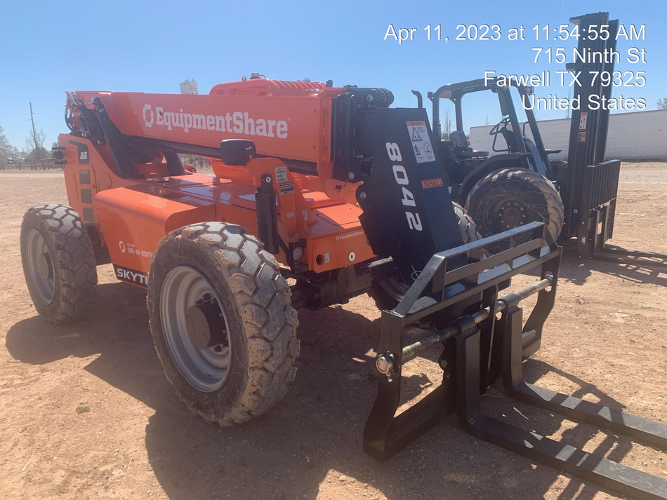 2023 SKYTRAK 8042