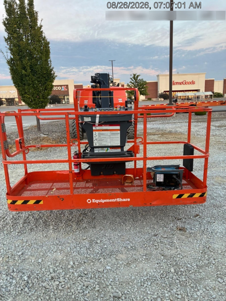 2025 JLG 660SJ