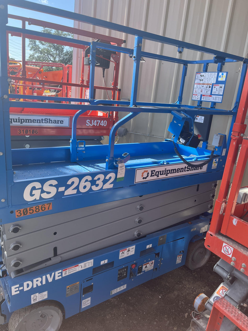 2023 GENIE GS-2632