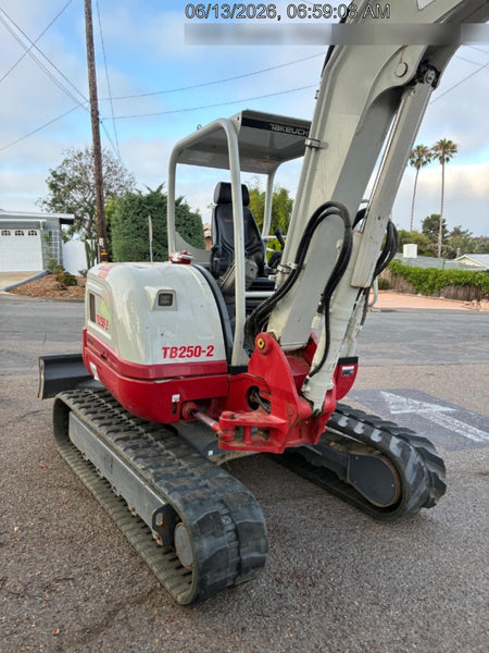 2024 TAKEUCHI TB250-2R