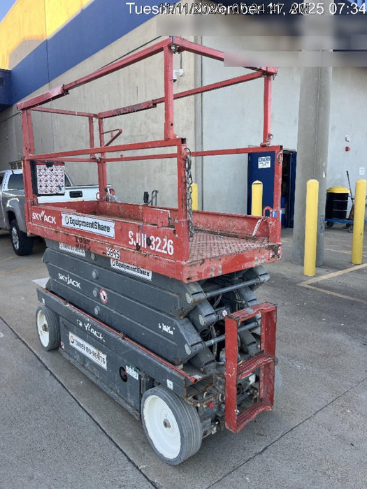 2017 Skyjack SJIII-3226 Skyjack SJ3226, Trojan Battery Set, Extended Warranty 5yr/5k hr