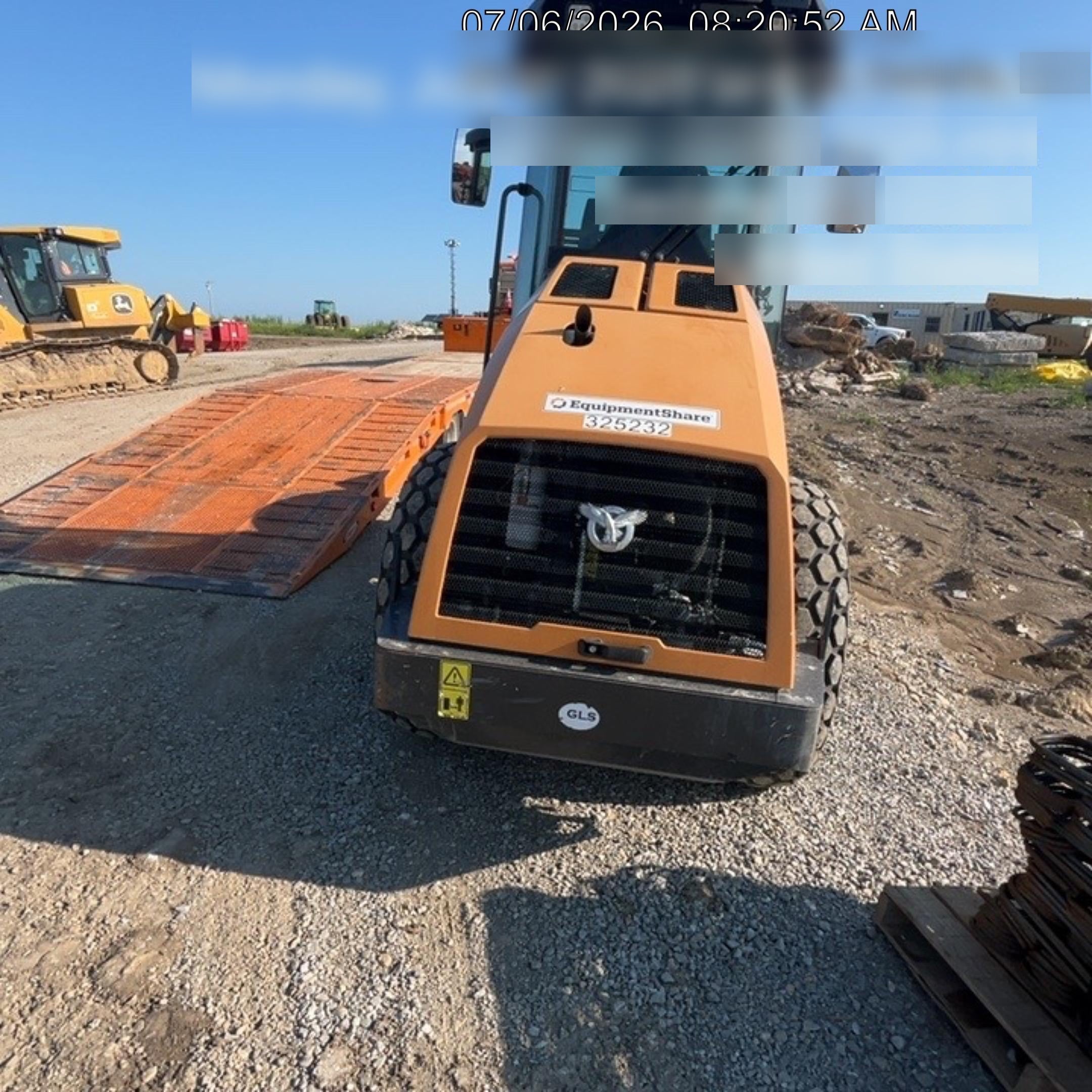 2023 CASE SV207E