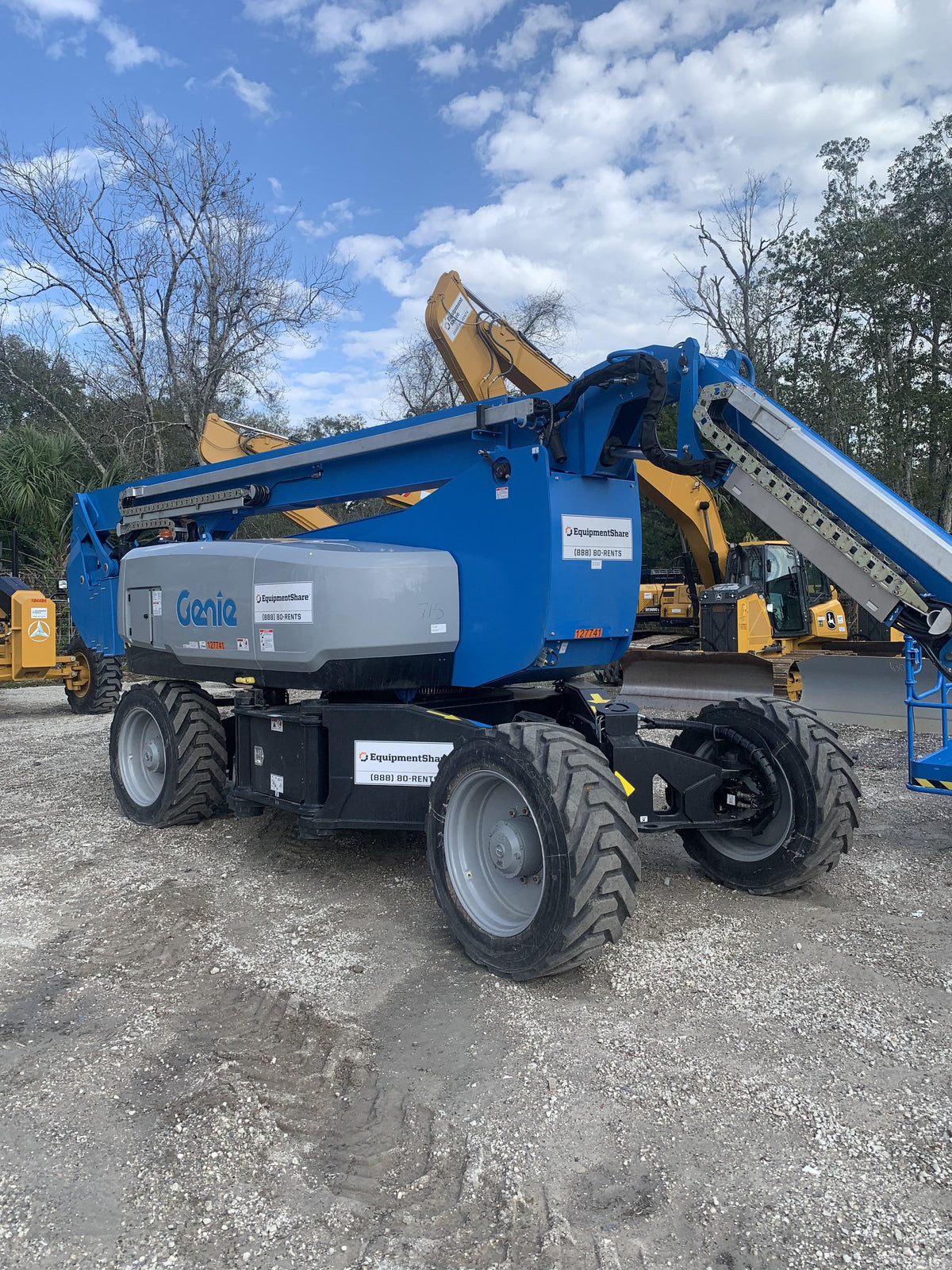 2021 GENIE ZX-135/70