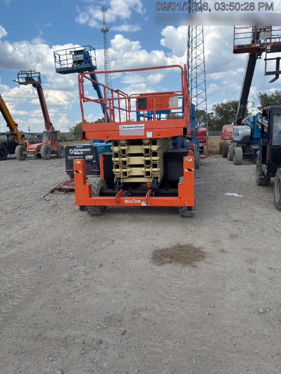2019 JLG 430LRT