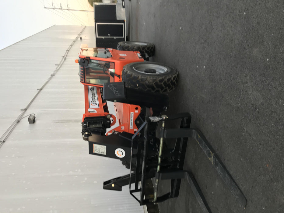 2020 Skytrak 10054 74 Hp, Cab/Heat/Air, FF Tires, Work Lights, Beacon, Aux Hydraulics, Back up Alarm, Lifting Eye, ES Decals