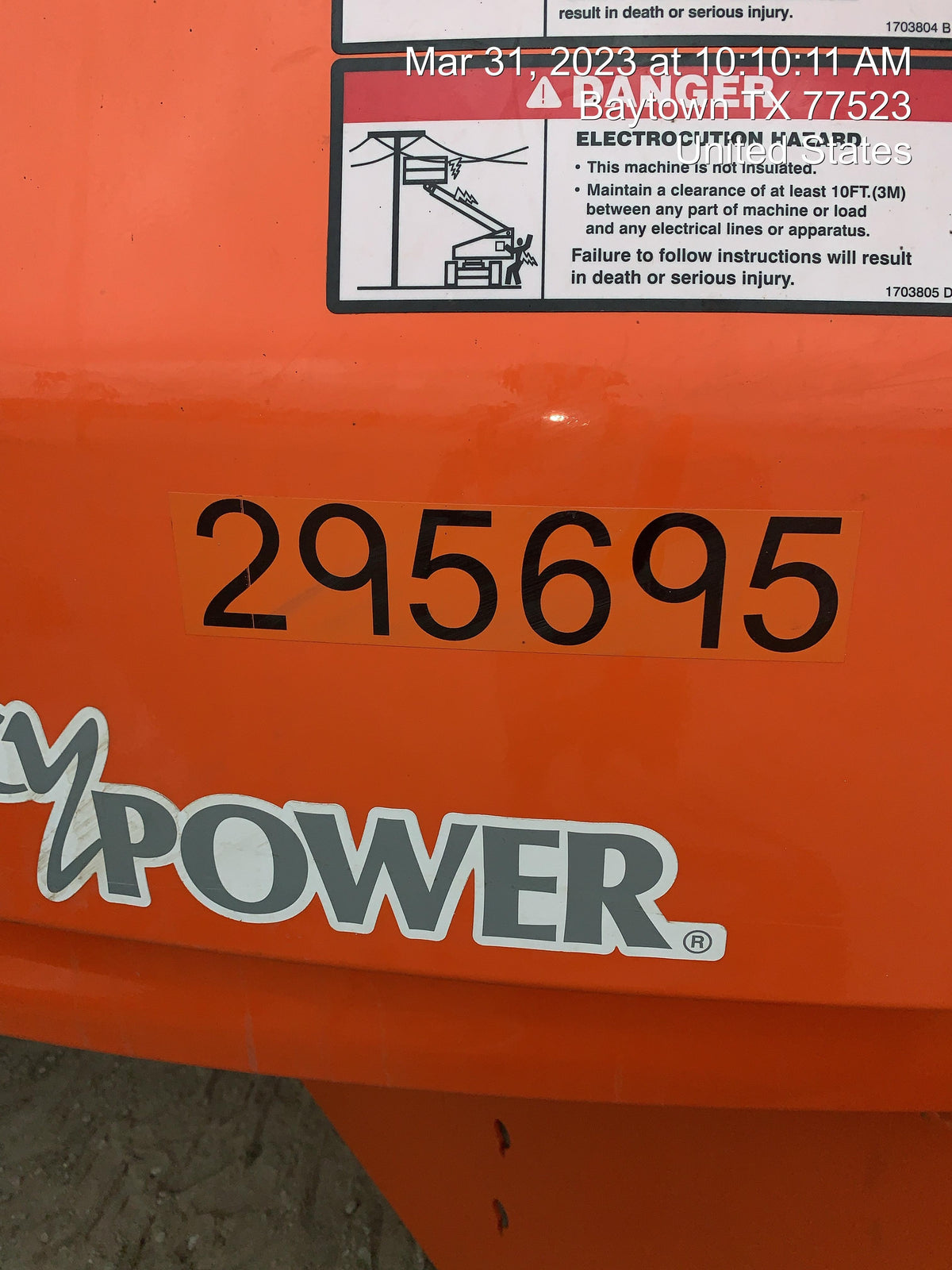 2023 JLG 660SJ