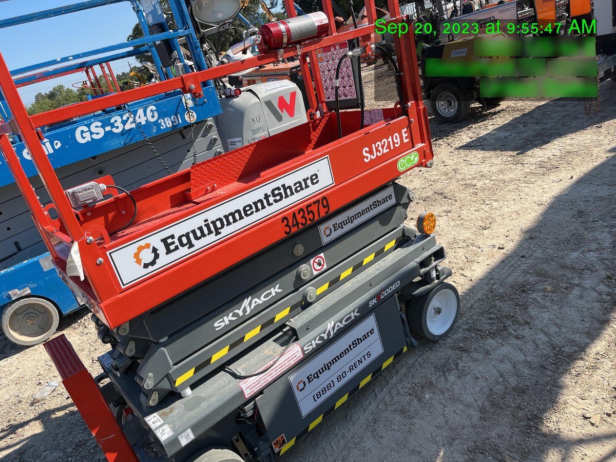 2023 SKYJACK SJ3219