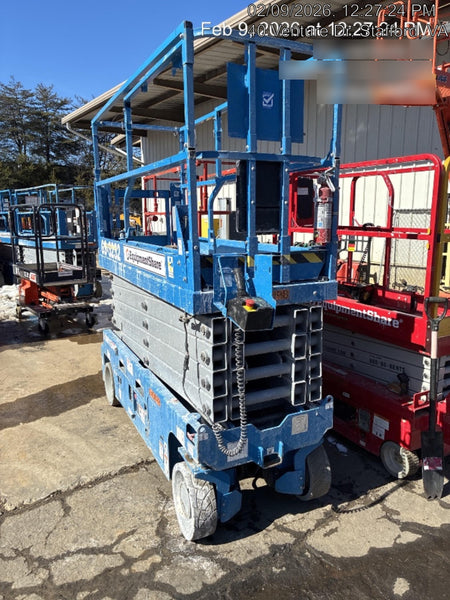 2022 GENIE GS-3232