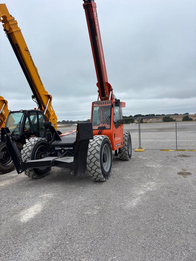 2025 SKYTRAK 10054