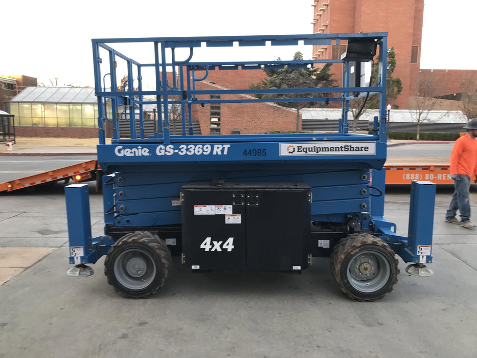 2019 GENIE GS-3369 RT