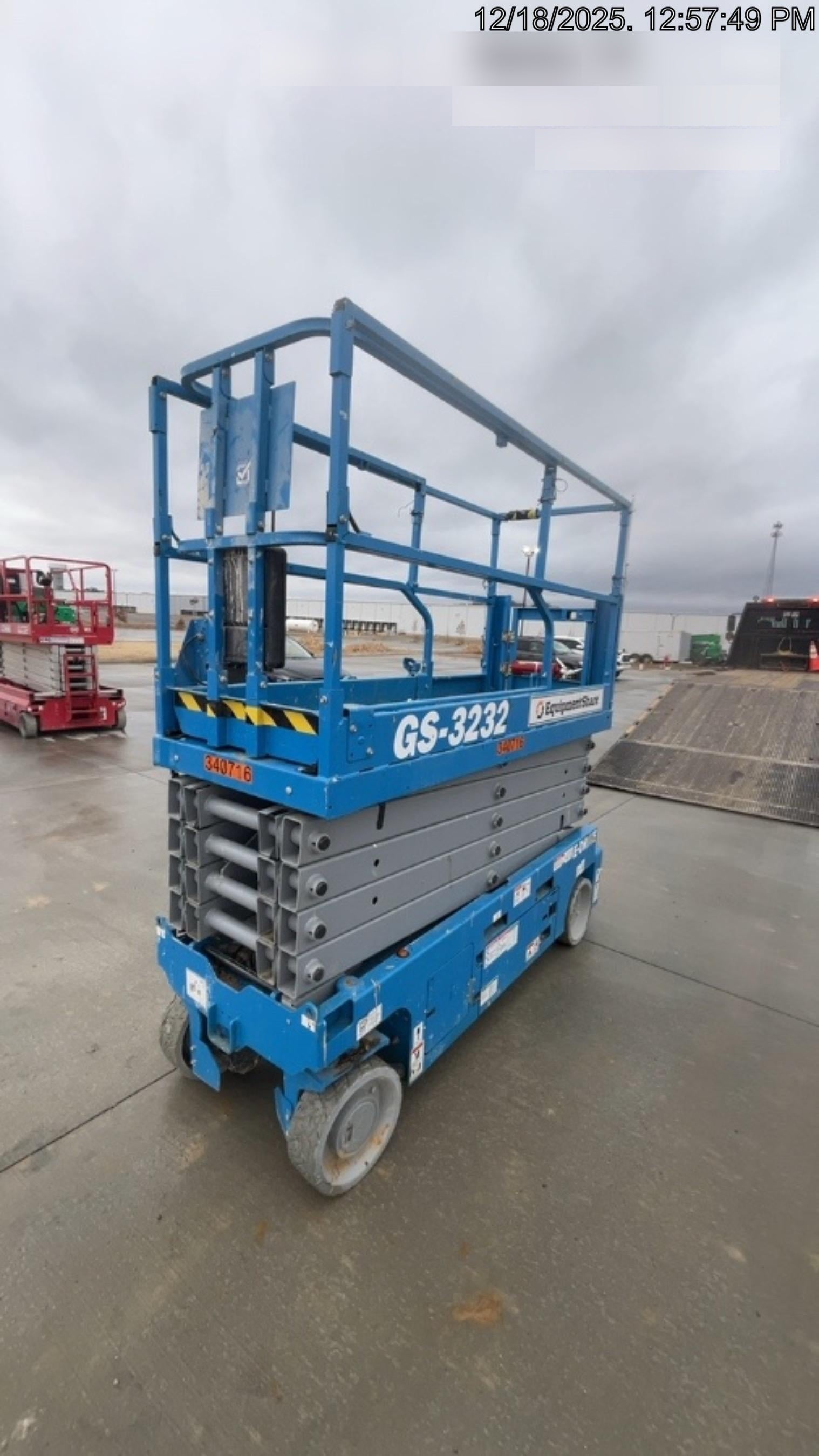 2023 GENIE GS-3232