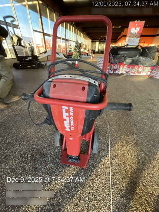2020 HILTI TE 3000-AVR