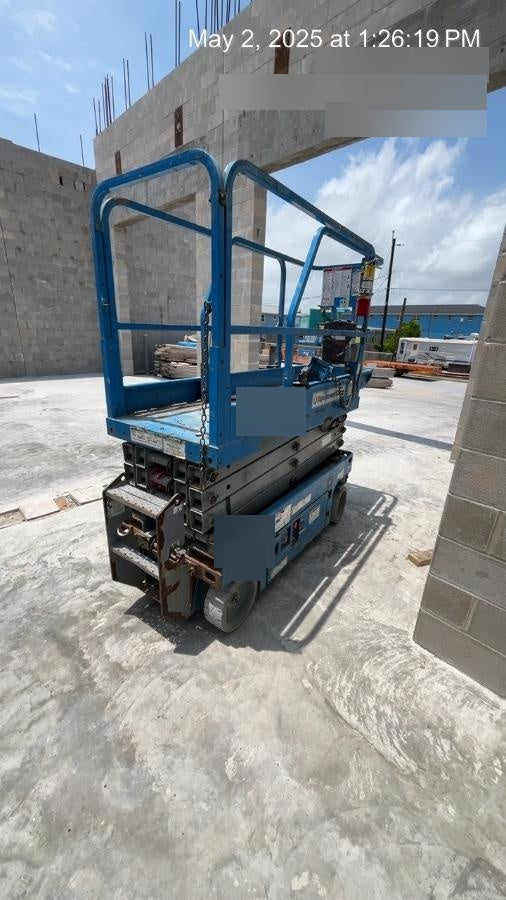 2019 Genie GS-1930 Fixed Rails with Chain Entry