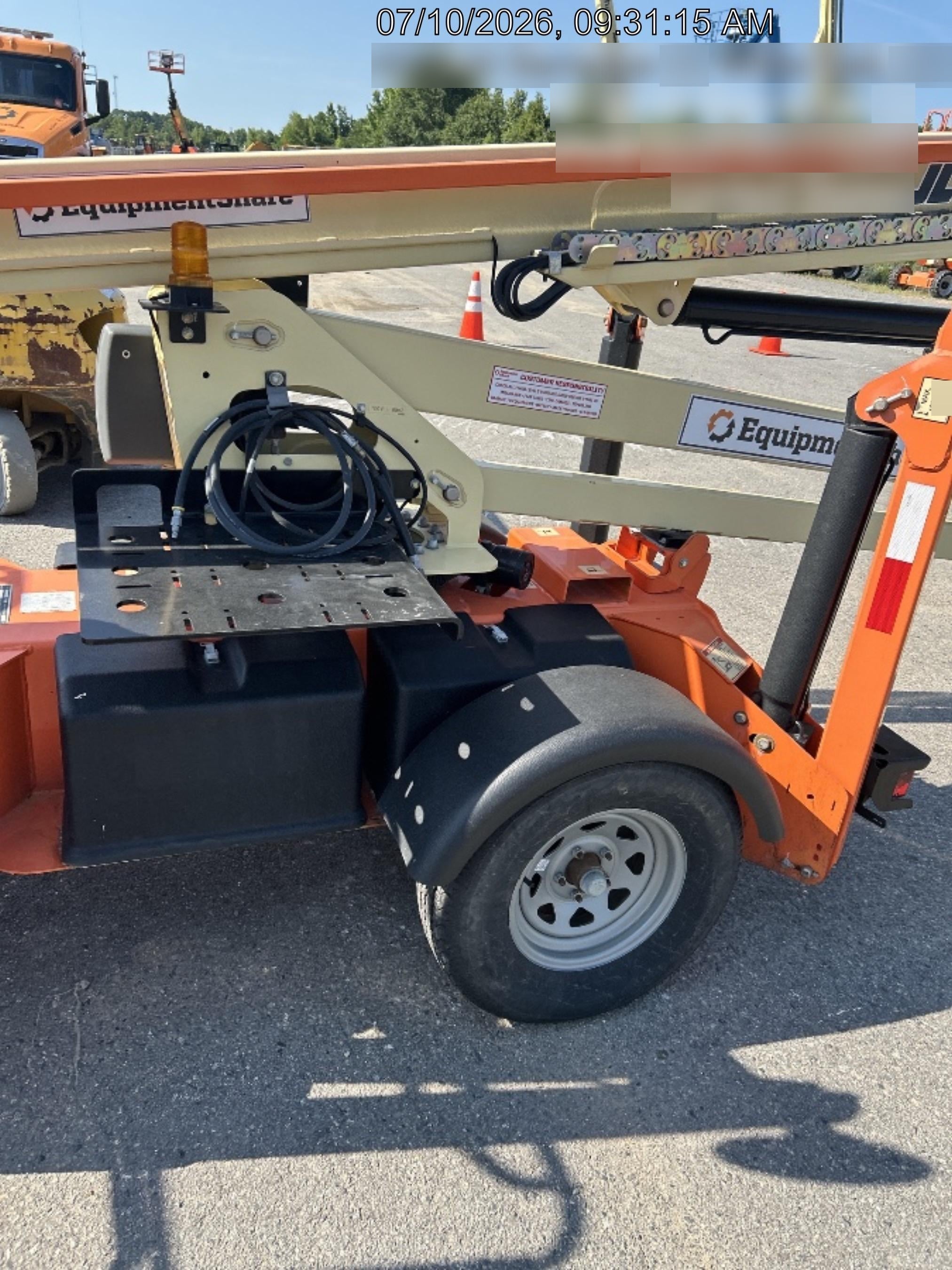 2022 JLG T350