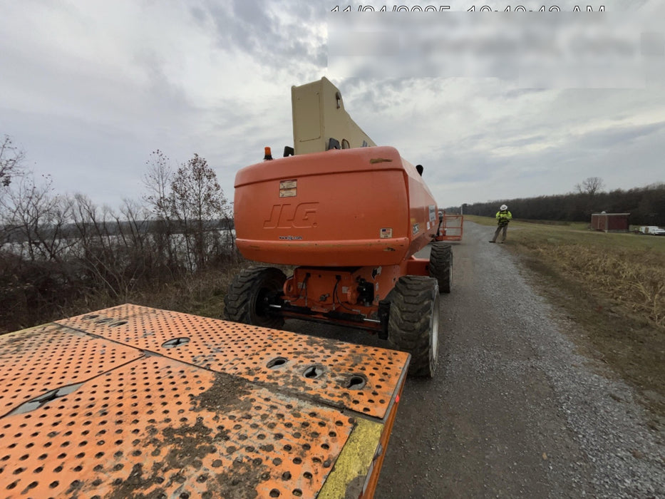 2019 JLG 860SJ