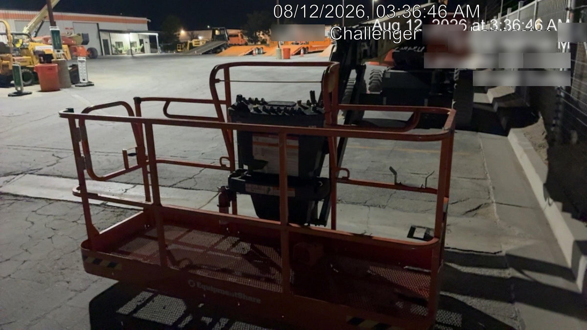 2025 JLG 660SJ